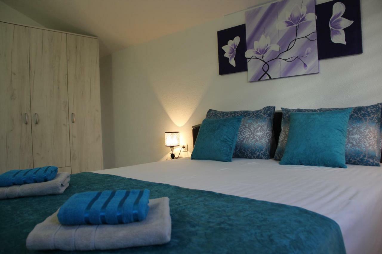 Holiday Home Flora Mostar Exterior foto
